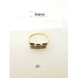 18K GOLD AND DIAMOND RING WEIGHT 1.5G SIZE N