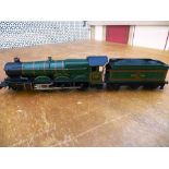 HORNBY BRISTOL CASTLE TRAIN AND TENDER 00 GAUGE