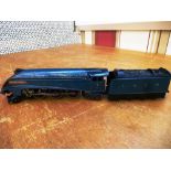 HORNBY SIR NIGEL GRESLEY TRAIN AND TENDER 00 GAUGE