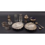 Mixed selection of assorted silver, to include two scallop shell dishes, two napkin rings, various