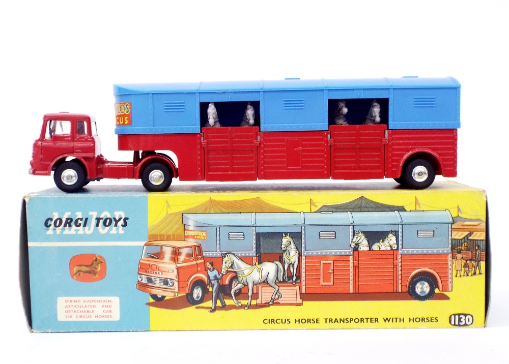 Corgi Toys - Circus Horse Transporter with horses, 130, boxed