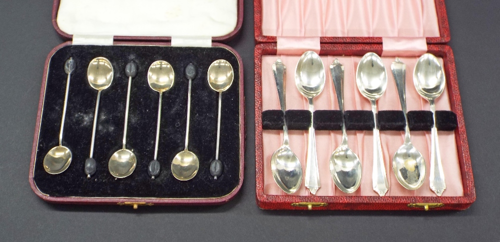 Cased set of six Art Deco silver coffee bean spoons, maker CW Fletcher & Son Limited, Sheffield