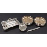 Mixed lot of bijouterie silver to include a miniature silver lidded entree dish in the Georgian