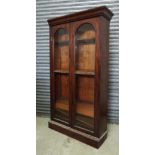 Victorian mahogany freestanding bookcase