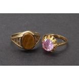 18ct pink gem set ring, 3.1gm, ring size N; also a 9ct tiger's eye ring, 3.3gm (2)