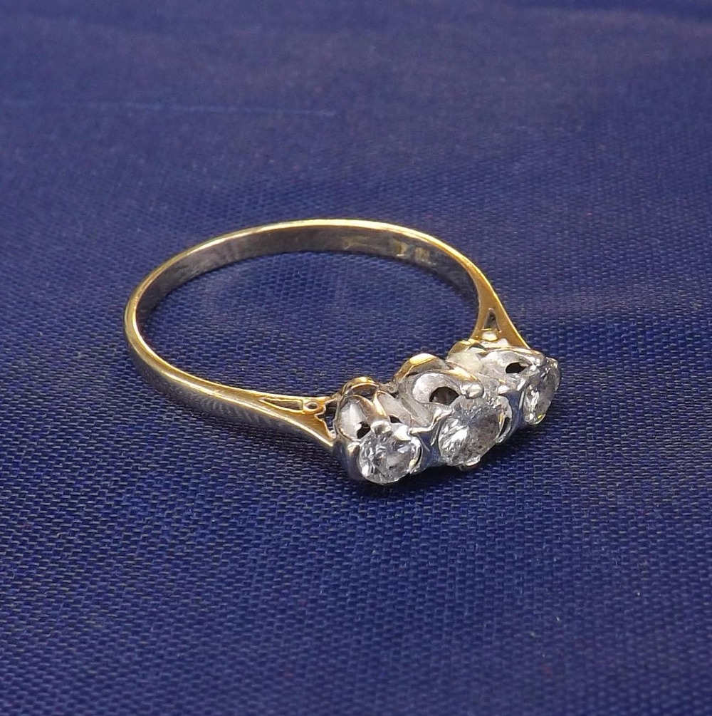 18ct yellow gold three stone diamond ring, round-brilliant cuts, estimated 0.50ct approx, ring