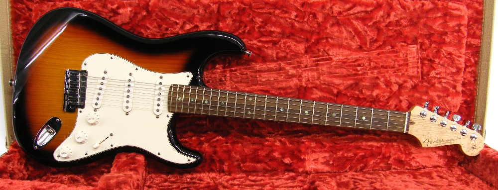 2011 Fender Custom Shop Custom Deluxe Stratocaster, made in USA, ser. no. 5xx3, sunburst finish,