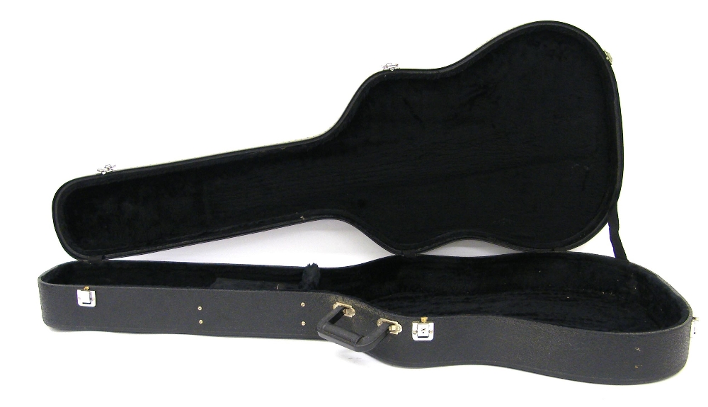 Hard case for a semi-hollow type electric guitar