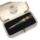 Rose gold citrine and jade dagger brooch, 3.8gm, 56mm long, box (133528-1-A)