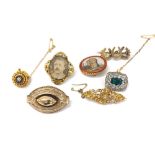 Collection of seven assorted brooches to include a diamond set seed pearl brooch, horseshoe