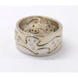 White gold three-piece puzzle ring, one stone set, stamped '750', 16.5gm, ring size U (133526-2-A)