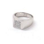 18ct white gold diamond gentleman's ring, 0.50ct approx, 8.5gm, ring size M (ex 2007)