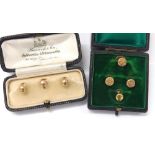 Two cased 9ct gentlemen's stud sets (2)