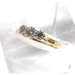 18ct three stone diamond ring, 2.8gm, ring size O/O-