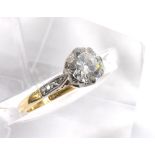18ct solitaire round brilliant-cut diamond ring with set shoulders, 0.91ct approx, clarity SI1-2,