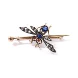 Attractive novelty gold diamond and gem set bug brooch, with rose-cut diamonds, 4gm, 45mm wide