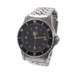 Tag Heuer Professional 200m stainless steel gentleman's bracelet watch, ref. 929 113D, black bezel