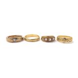 Antique 18ct rose diamond five stone ring, 18ct wedding band, 3.4gm, 18ct diamond three sone ring,