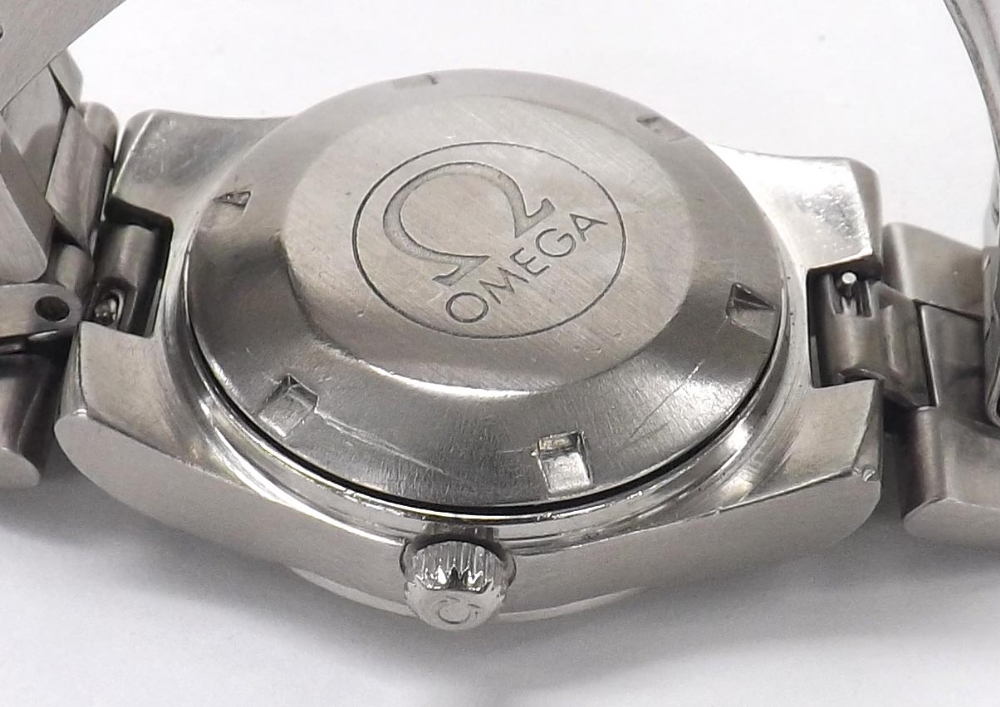 Omega Geneve automatic stainless steel lady's bracelet watch, ref. 5660067/7660805, circa 1974, - Image 2 of 4