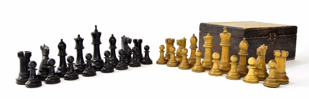 Jaques weighted chess set, kings stamped 'Jaques London', height of kings 10cm