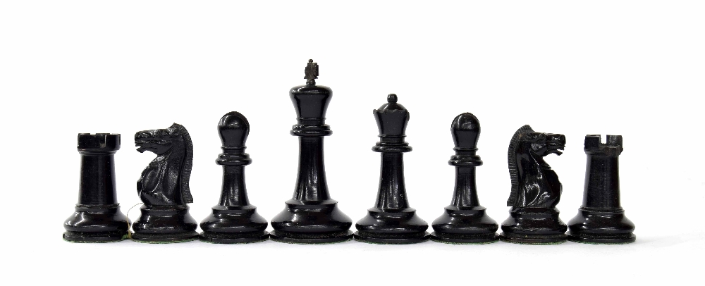 Jaques weighted chess set, Kings stamped 'Jaques London', height of kings 10cm - Image 2 of 6