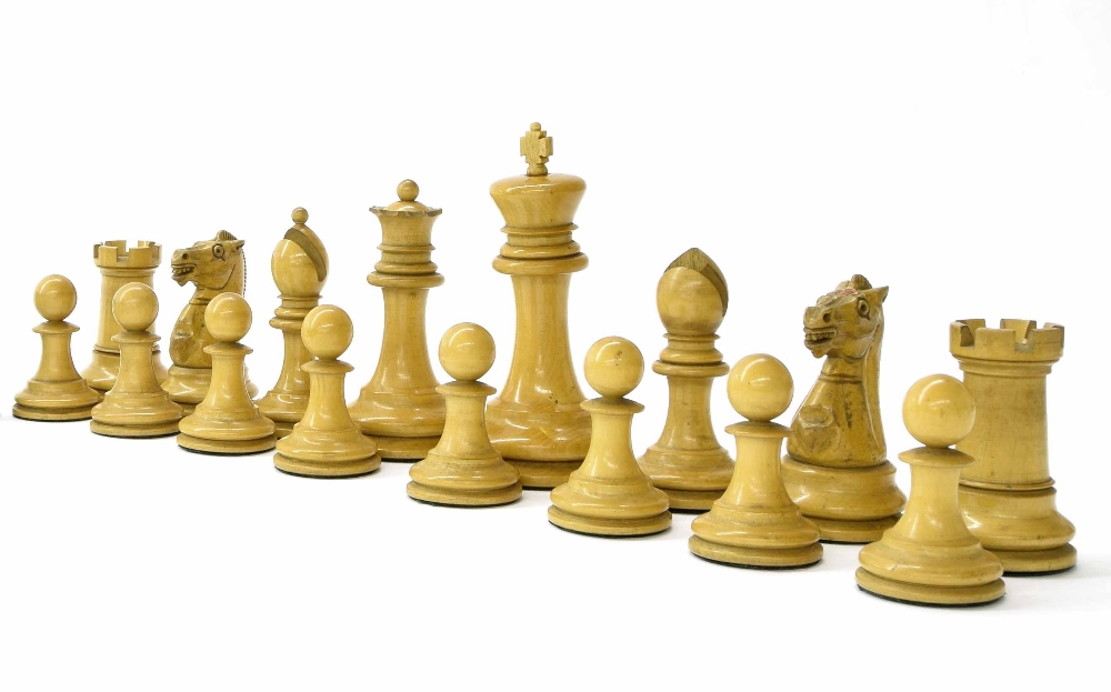 Jaques weighted chess set in Staunton labelled box, the white king stamped 'Jaques London', kings - Image 3 of 10