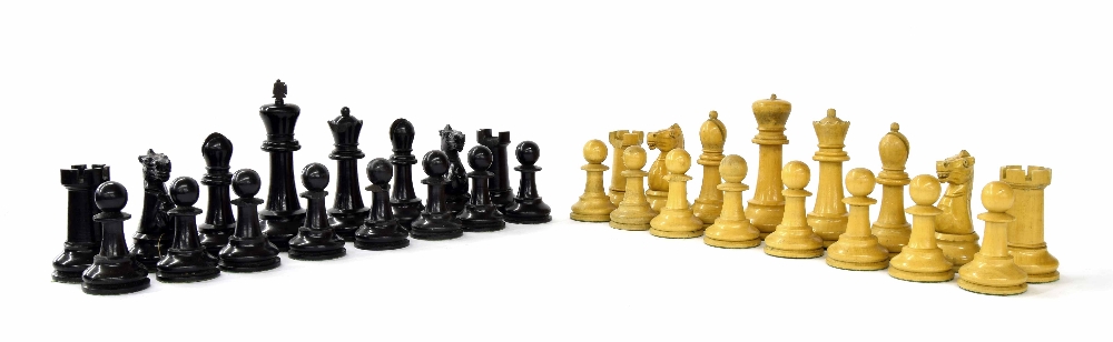 Jaques weighted chess set, Kings stamped 'Jaques London', height of kings 10cm