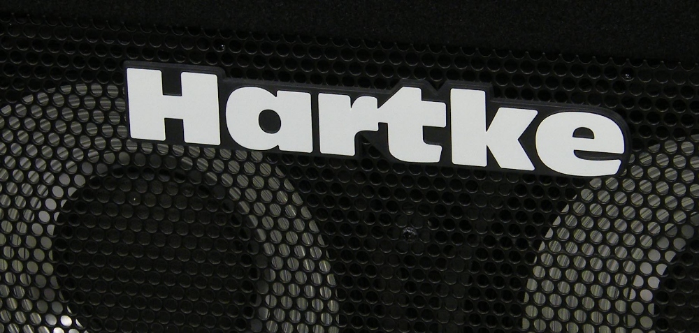 Hartke XL Series 410 XL bass guitar speaker cabinet - Image 2 of 2