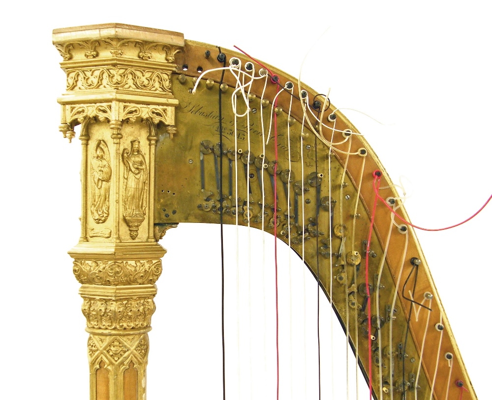 Sebastian & Pierre Erard Gothic satinwood harp, no. 5045, the column support with hexagonal panelled - Image 2 of 2