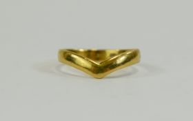 22ct Gold Wishbone Band Ring. Fully Hallmarked. 3.5 grams.