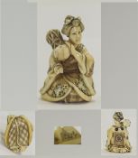 Japanese - Very Fine Carved Ivory Netsuke From The Meiji Period 1864 - 1912.