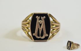 Gents 9ct Rose Gold Signet Ring, Claw Setting. Hallmark Chester 1934, Marked 9.375. 6.3 grams.