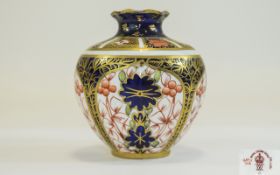Royal Crown Derby Traditional Imari Small Vase. c.1917. Nice Condition, 3 Inches High.