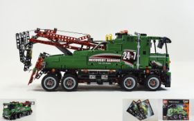 LEGO Construction Boxed Set; Lego Technic 42008: Service Truck,