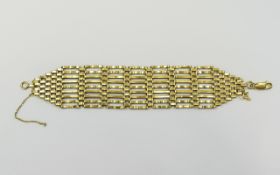 Ladies 9ct Gold Nine Bar Gate Bracelet. c.1980's. Fully Hallmarked, 9.375. Excellent Condition. 27.