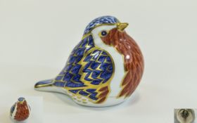 Royal Crown Derby Paperweight ' Robin ' Gold Stopper. Date 1990. 1st Quality and Mint Condition.