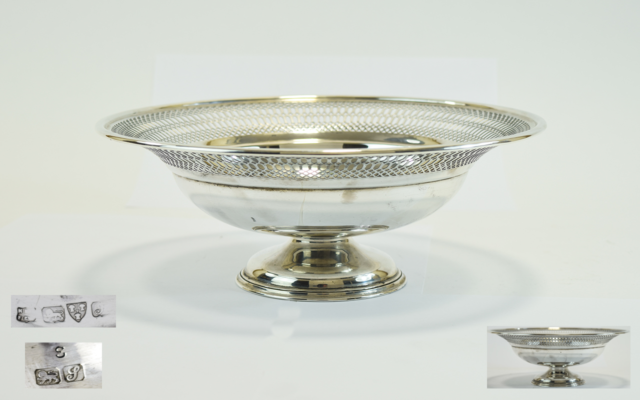 Edwardian Reticulated Silver Footed Fruit Bowl. Hallmark Chester 1909. 14 ozs.