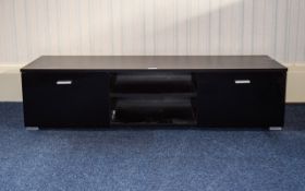 Modern Black Matt & Gloss Contemporary Low Side Table/Cabinet With Central Shelf Between Two