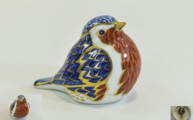 Royal Crown Derby Paperweight ' Robin ' Gold Stopper. Date 1990.