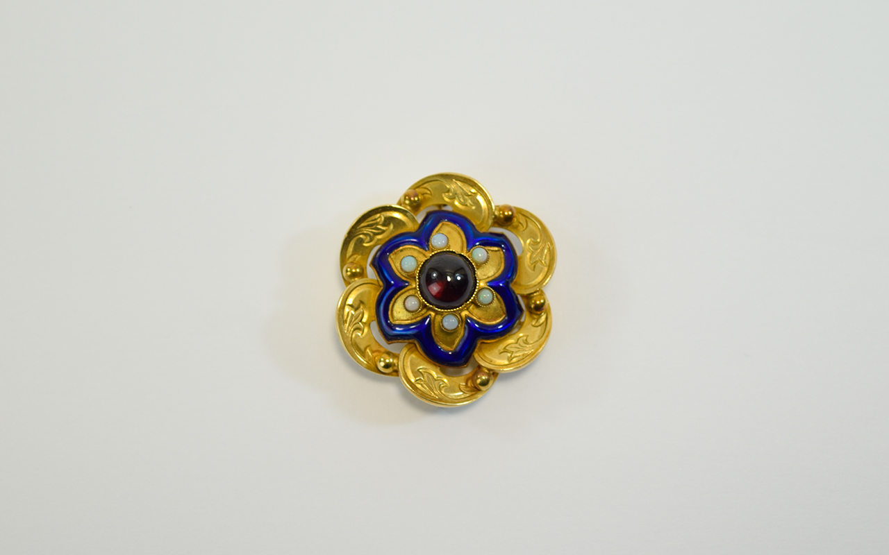 Victorian - High Quality 15ct Gold and Enamel Set Floral Shaped Pendant Brooch,