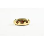 Antique 9ct Gold Set 3 Stone Garnet Ring. Fully Hallmarked.