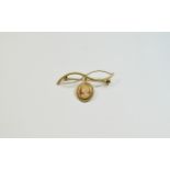 Nice Quality 9ct Gold Brooch with Attached 9ct Gold Framed Cameo / Drop.