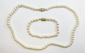 White Cultured Fresh Water Pearl Necklac