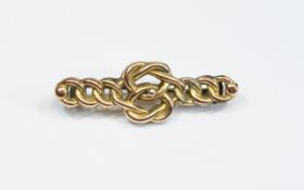 Victorian 9ct Rose Gold Celtic Knot Designed Brooch. 2.9 grams. 1.75 Inches Wide.