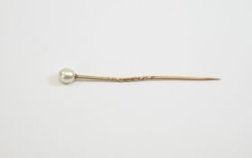 Victorian 15ct Gold Tie Pin with Pearl Set Top / Mount with Original Period Box. 2.