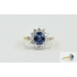 18ct Yellow Gold Set Sapphire and Diamond Cluster Ring flower head setting the central sapphire