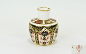 Royal Crown Derby Imari Patterned Small Vase pattern 1128, date 1981. 4.