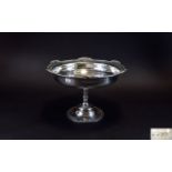 George V - Elegant and Very Nice Quality Solid Silver ' Tazza ' Pedestal Fruit Bowl with Pierced