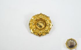 Victorian - Circular and Ornate Gold Locket / Brooch. 6.9 grams, 1.25 Inches Diameter.