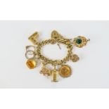 A Wonderful Vintage 9ct Gold Curb Bracelet.